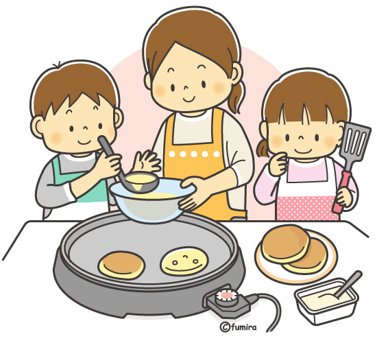 ホットケーキを焼いているお母さんと子どもたちのイラスト カラー 子供と動物のイラスト屋さん わたなべふみ